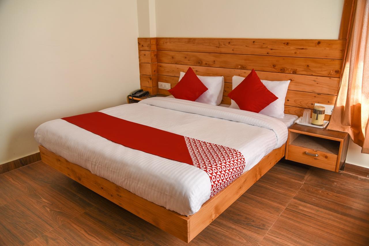 Oyo 13741 Rockwood Bnb 마날리 외부 사진