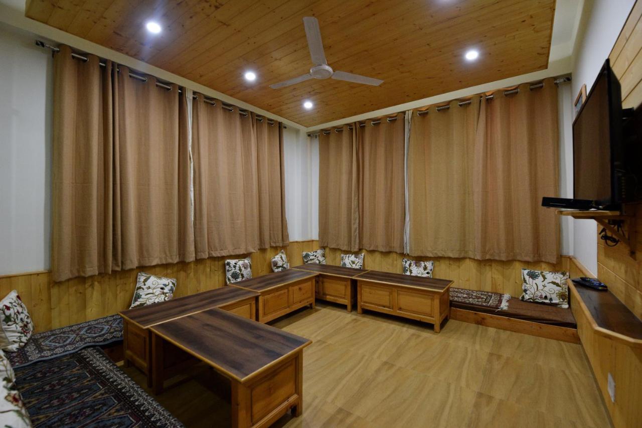 Oyo 13741 Rockwood Bnb 마날리 외부 사진